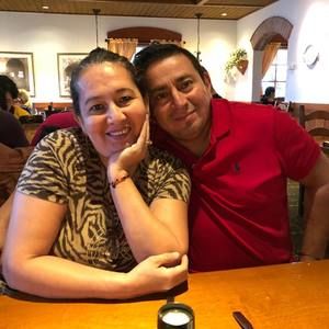 Meet your Posher, Carlos